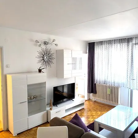 Apartment Sneki *